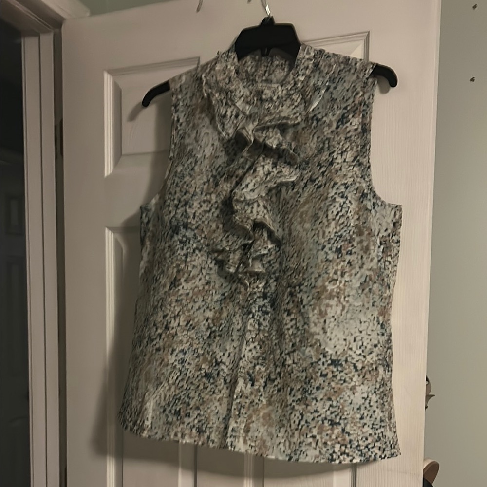 Banana Republic Black and White Ruffled Sleeveless Blouse